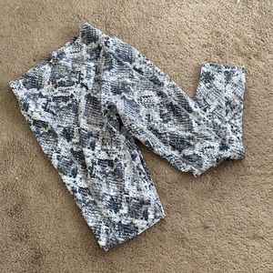 Victoria’s secret PINK snake print leggings